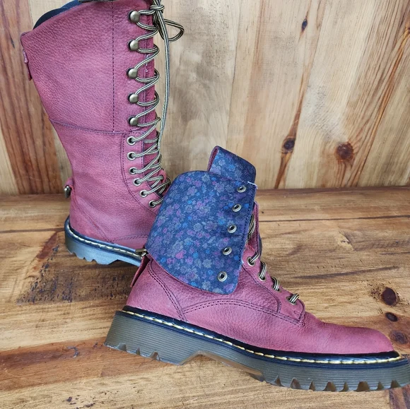 Dr Martens Aleina Foldover Boots - Picture 4 of 8